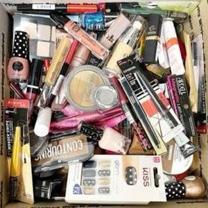 Cosmetics Assorted Makeup Bundle